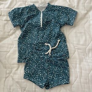 Fin and Vince rash guard 4/5